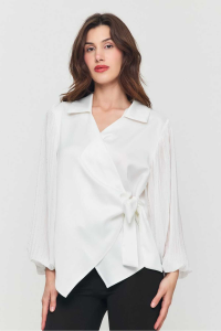 OQQA CEEMODA saten kruvaze yandan bağlamalı kollar şifon pliseli taş işlemeli bluz gömlek