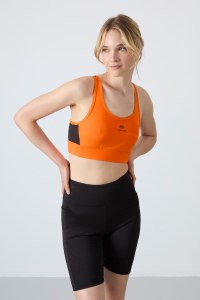 Неоновый оранжевый спортивный бюстье с вырезом U и облегающей посадкой, с перекрещенными деталями на спине - 971210.