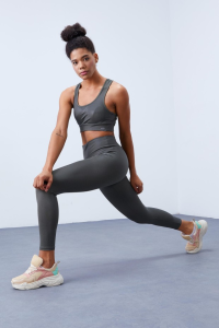 Костюм для женщин с завышенной талией и поддерживающим эффектом, топ с деталью на спине и леггинсы - 952813.