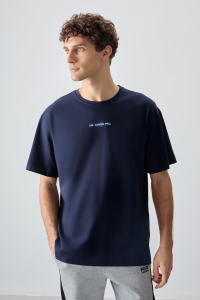 Темно-синий 100% хлопковый толстый мягкий текстурированный оверсайз футболка с принтом для мужчин - 88354