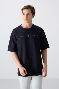 Темно-синий хлопковый толстый мягкий текстурированный оверсайз футболка с принтом для мужчин - 88323.