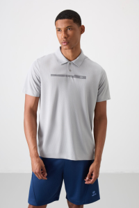 Серая футболка с коротким рукавом поло для мужчин, выполненная из воздухопроницаемой ткани, с тонкой эластичной стандартной посадкой - 88393.