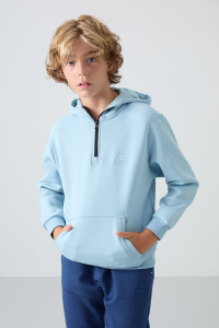 Светло-голубой хлопковый толстый мягкий свитшот для мальчиков стандартной посадки с вышивкой - 11244